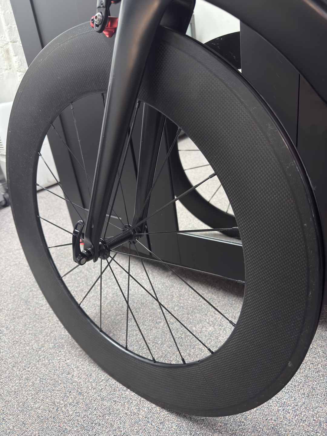 88mm full Carbon Fiber bike wheel (front)