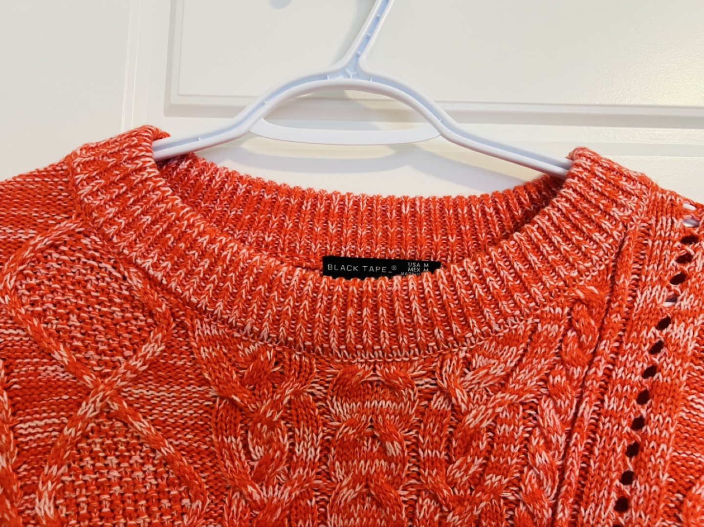 Women's coral Cable Knit Sweater - Size M - photo 3