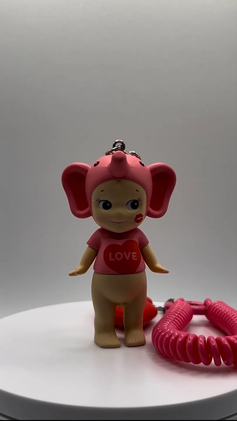 Sonny Angel Authentic - Kiss Kiss Series ( Elephant ) thumbnail