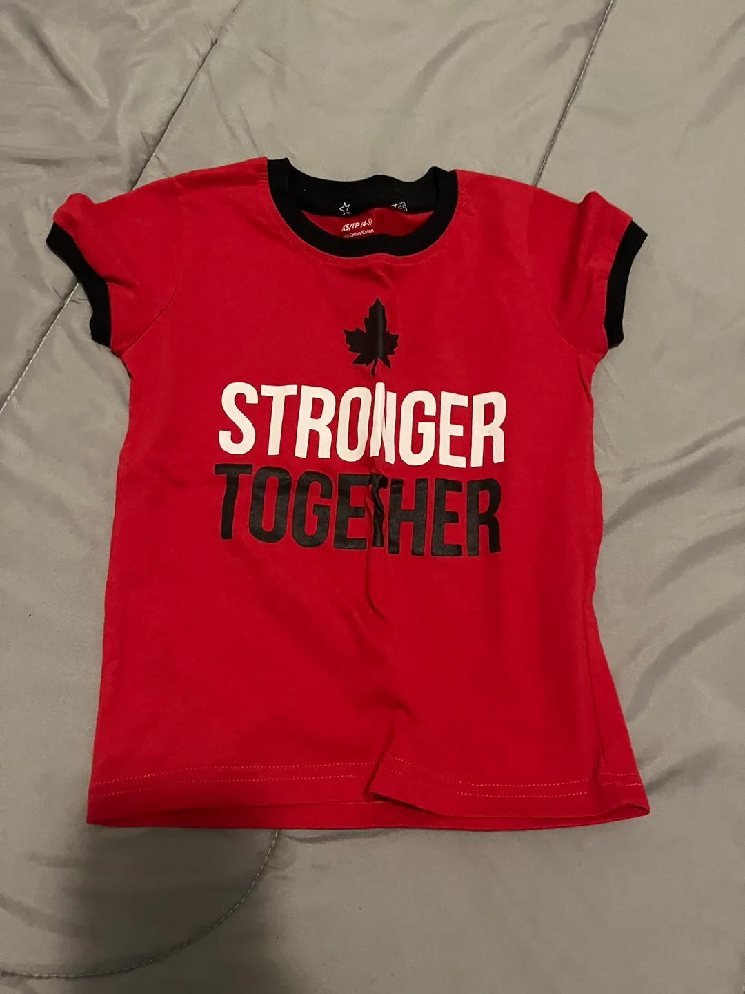 Girls' Clothing Bundle: T-shirts, Long-sleeved shirts image indicator(3)