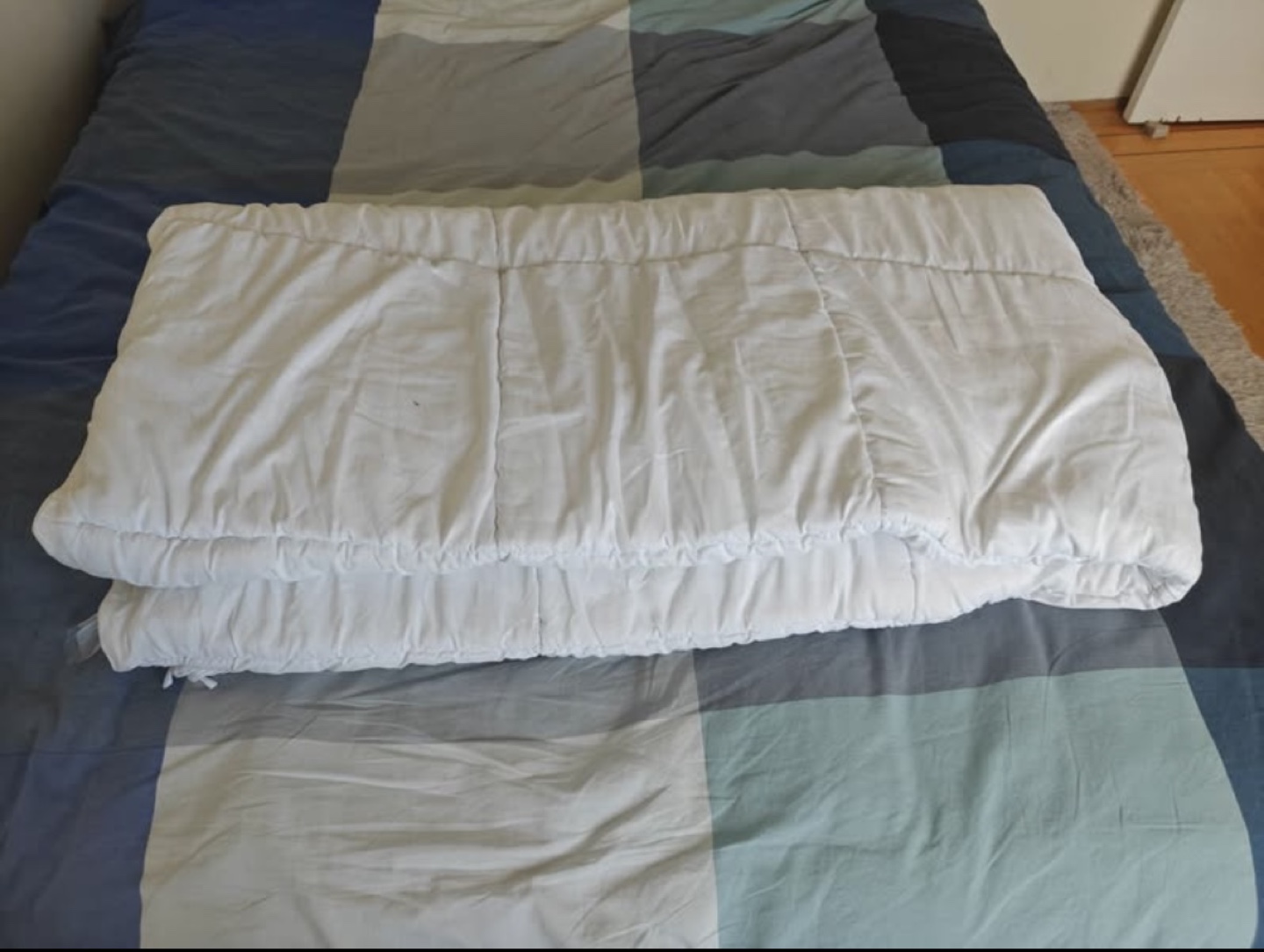 White Comforter and Pillows - photo 4