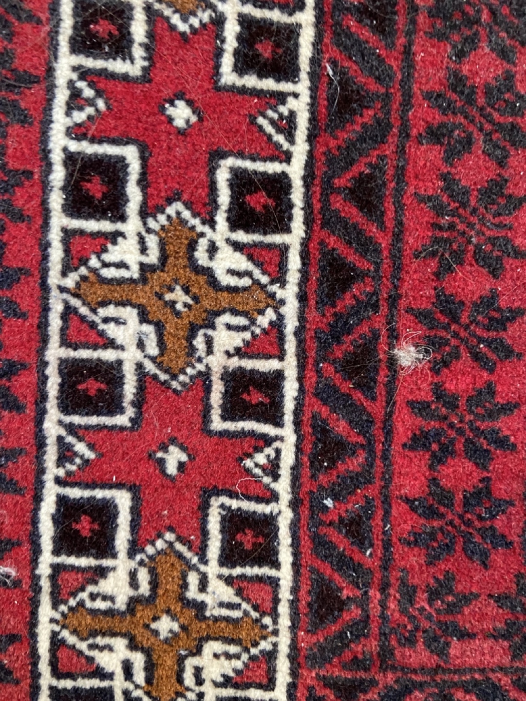 Handwoven Red and Beige Prayer Rug - photo 3