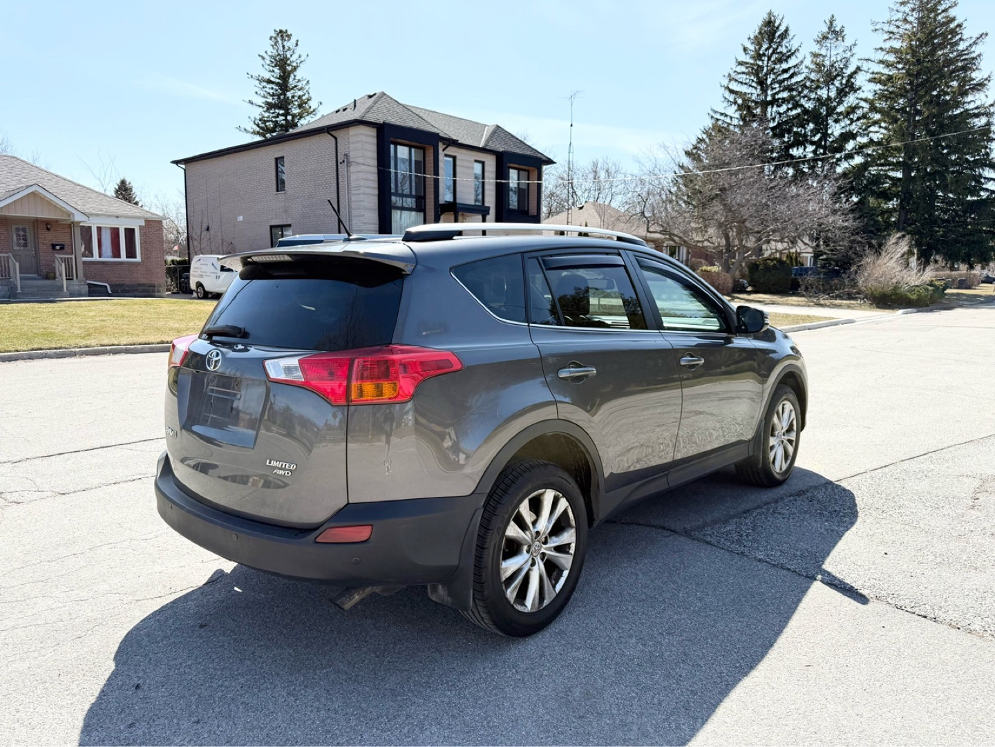 2014 Toyota RAV4 Limited AWD - photo 4
