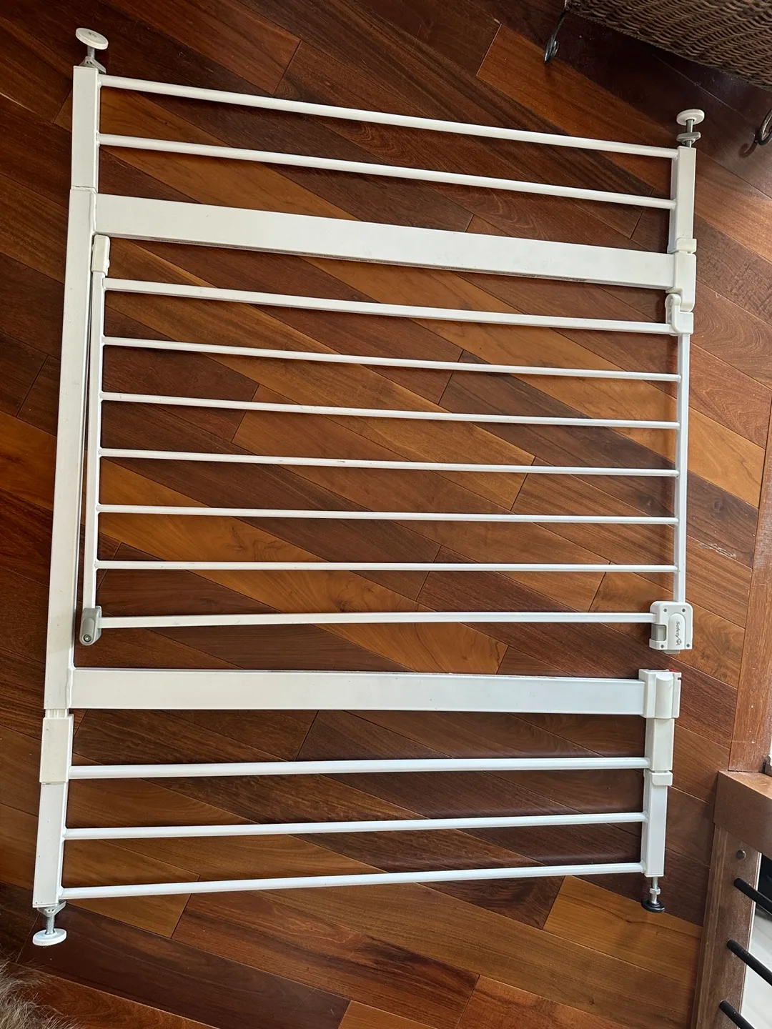 Safety 1st Easy Install Gate - White image indicator(3)