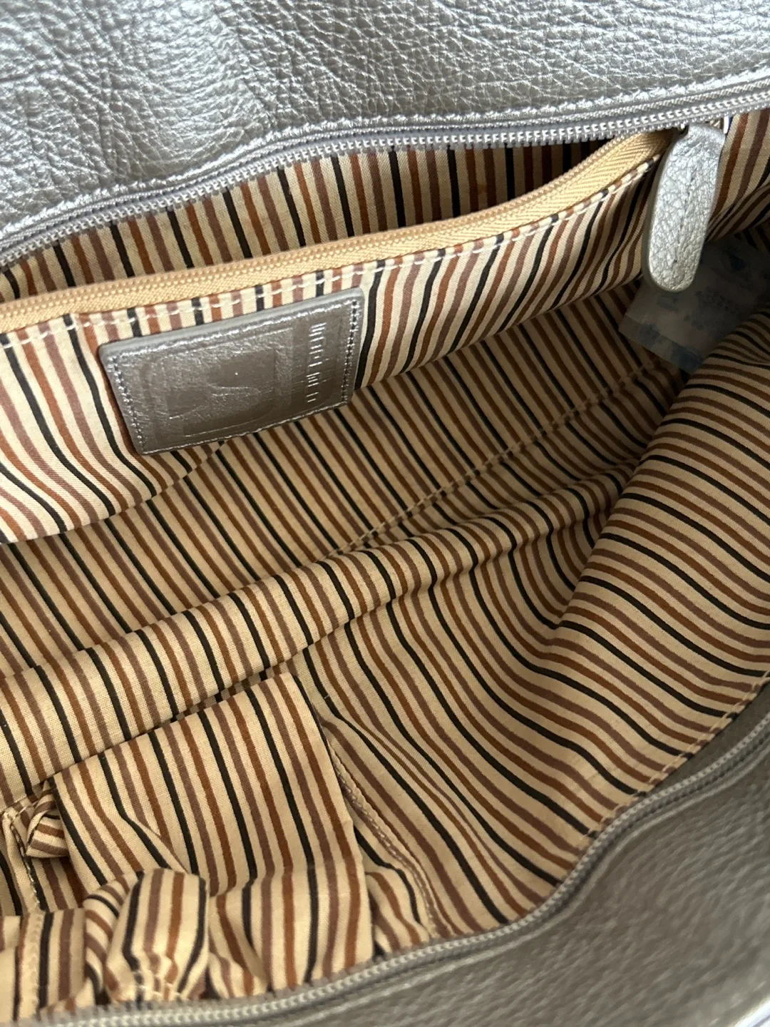 Soprano by Duluth Trading Co. Grey Handbag image indicator(5)