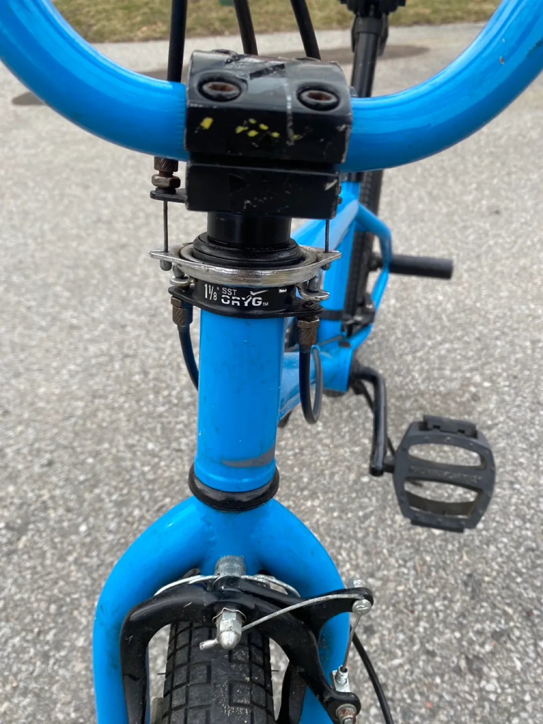 Diamondback Blue BMX Bike. Open for anyone who wants to buy. image indicator(8)