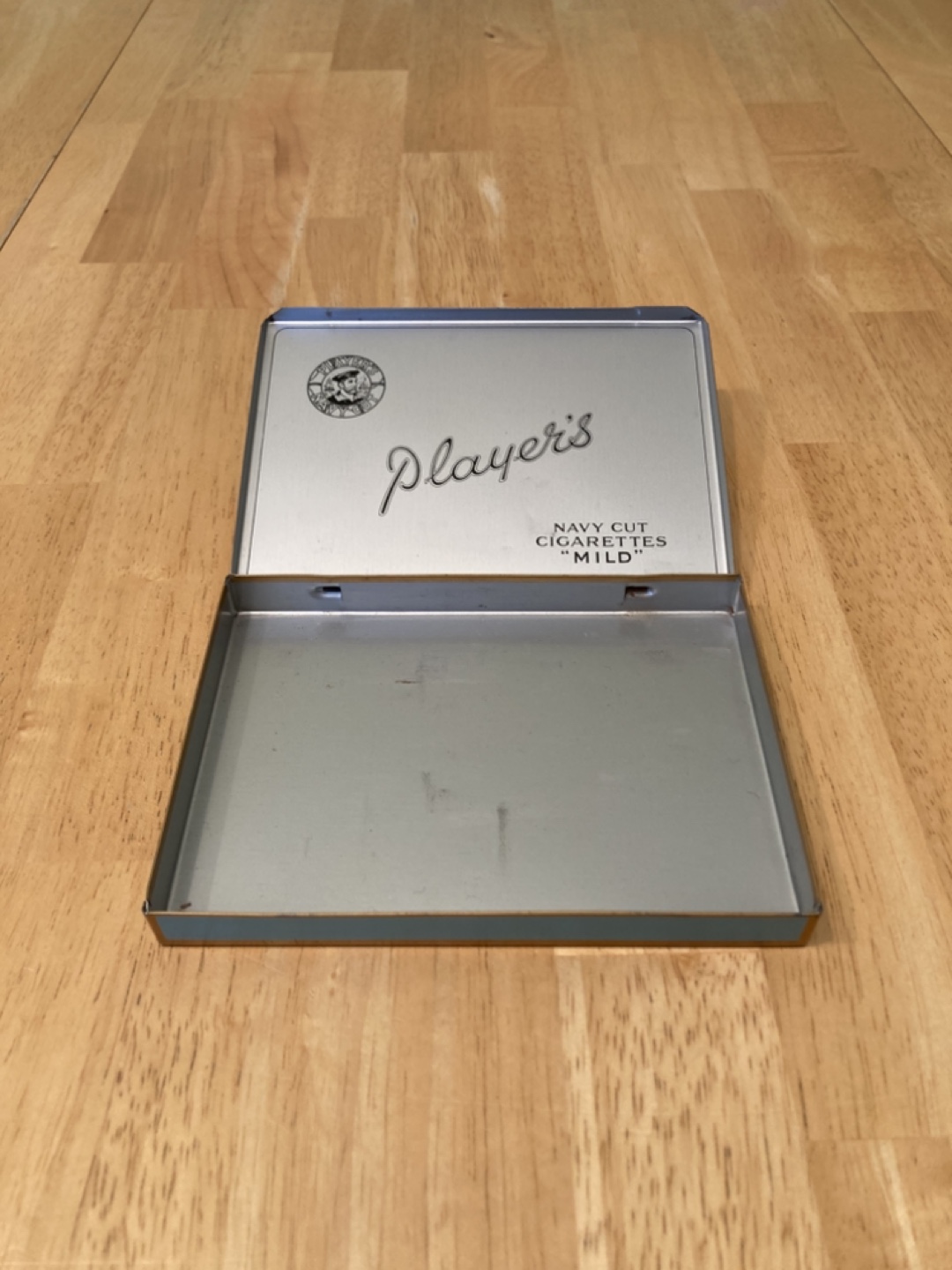 Vintage “Flat 50” cigarette tin (1950’s) - photo 2