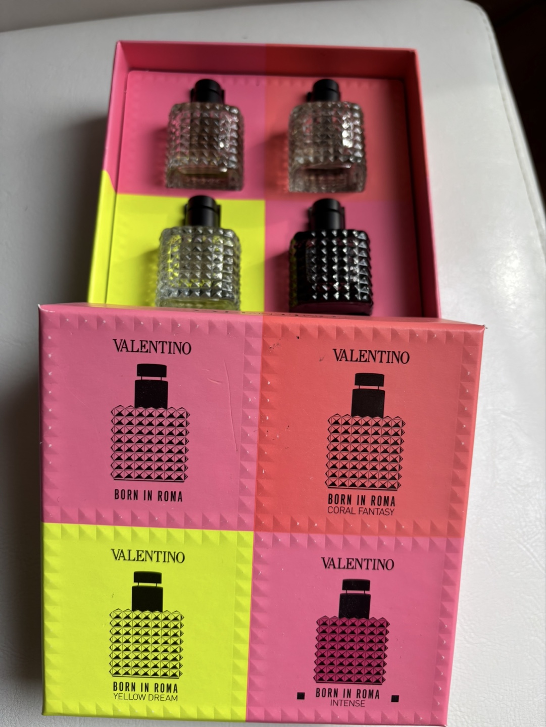 Valentino Born in Roma Perfume Set