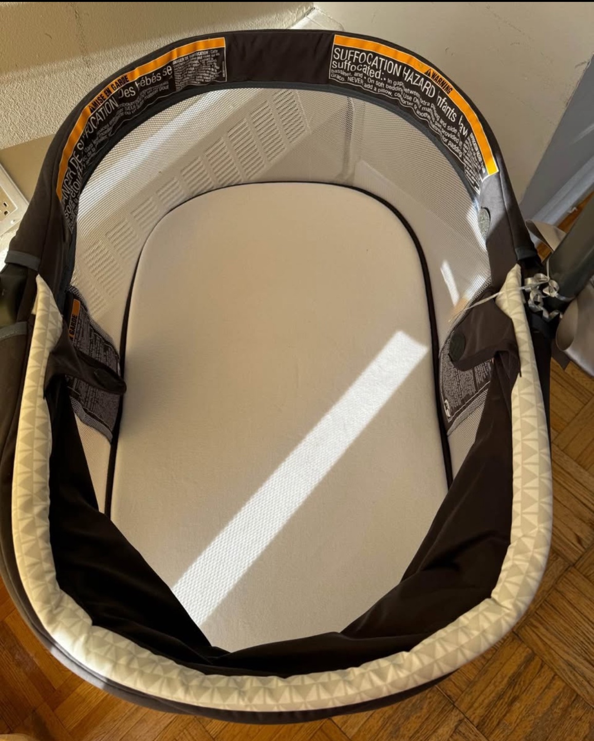 Graco Dreamglider Baby Bassinet