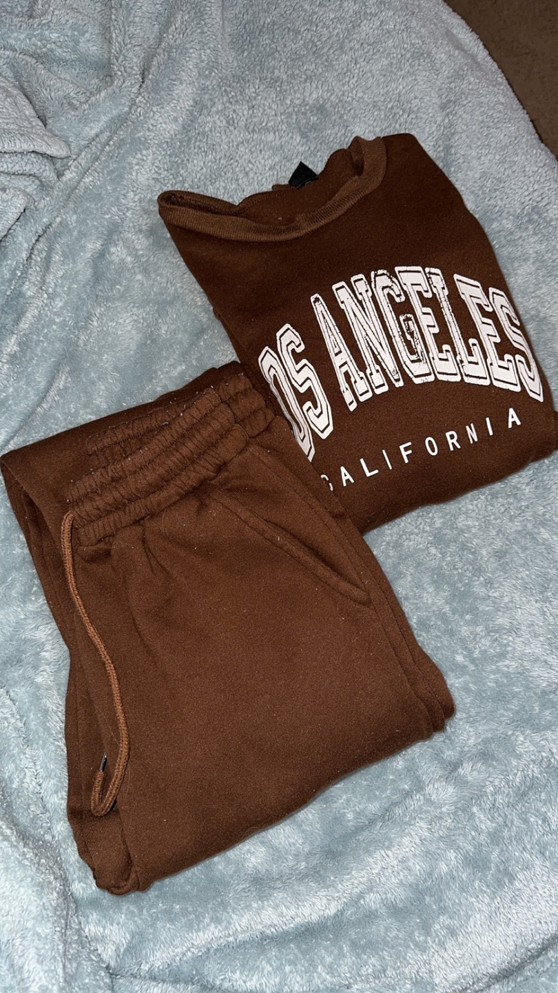 Brown Los Angeles Sweatshirt and Joggers Set - photo 2