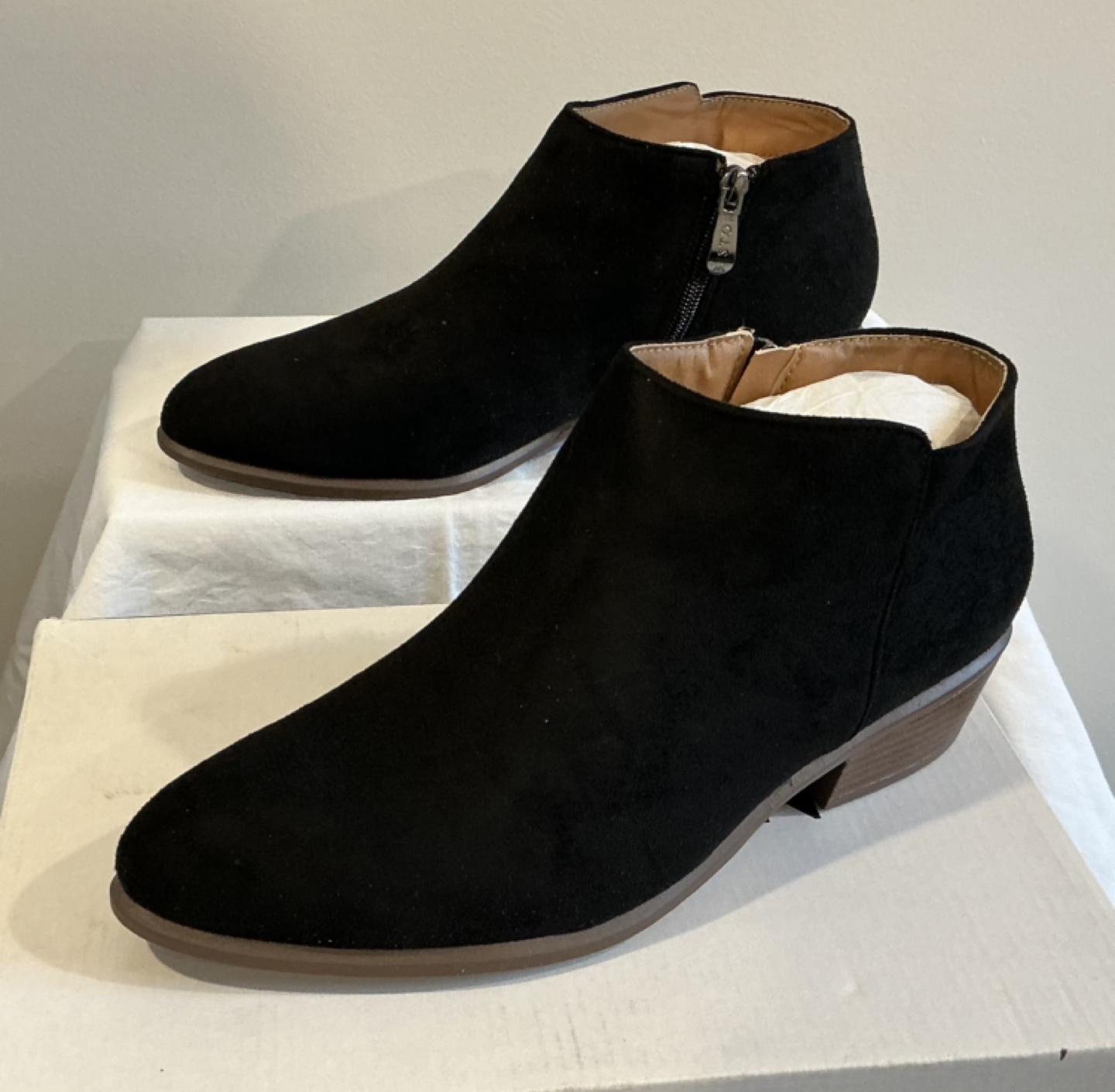 BESLION Women's Black Suede Ankle Boots - Size 9 - photo 2