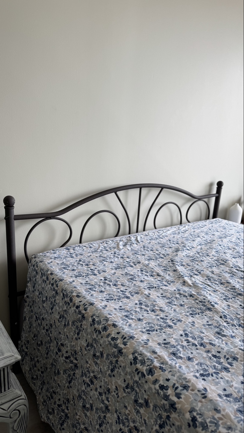 Metal Queen Bed Frame - photo 2