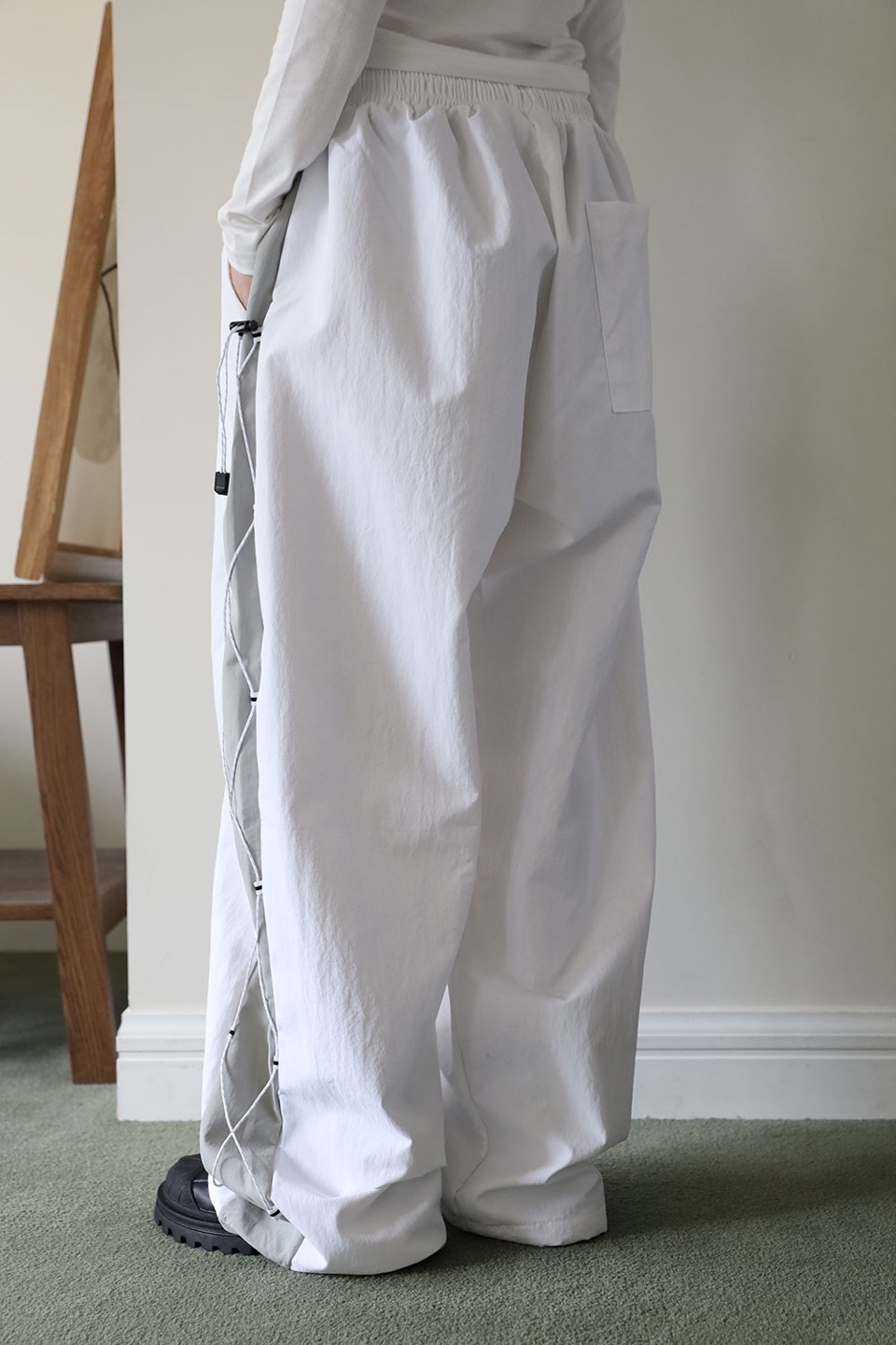 KOREAN STREETWEAR Unique White & Grey Panelled Track Pants - photo 2