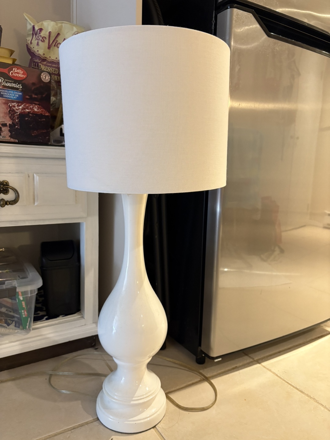 White Table Lamp