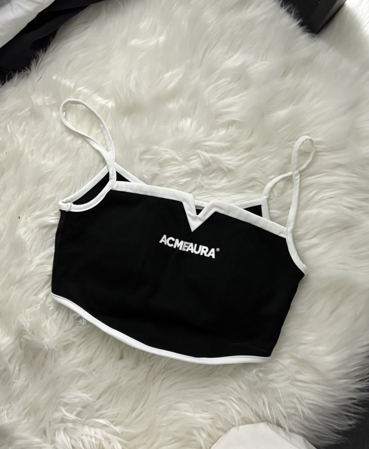 [ACMEAURA] Black and White Crop Top