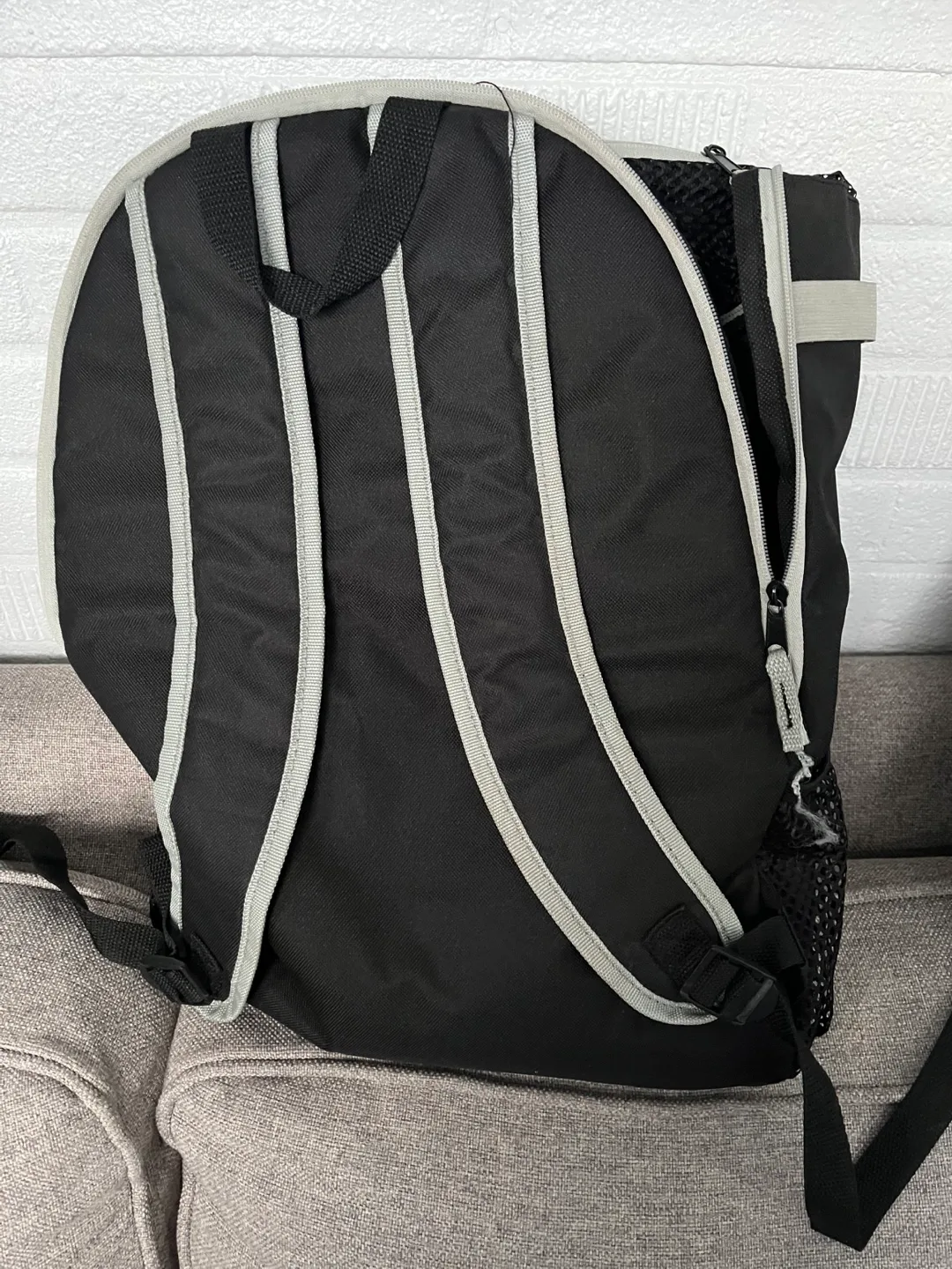 Franklin Sports Youth Baseball Backpack image indicator(2)