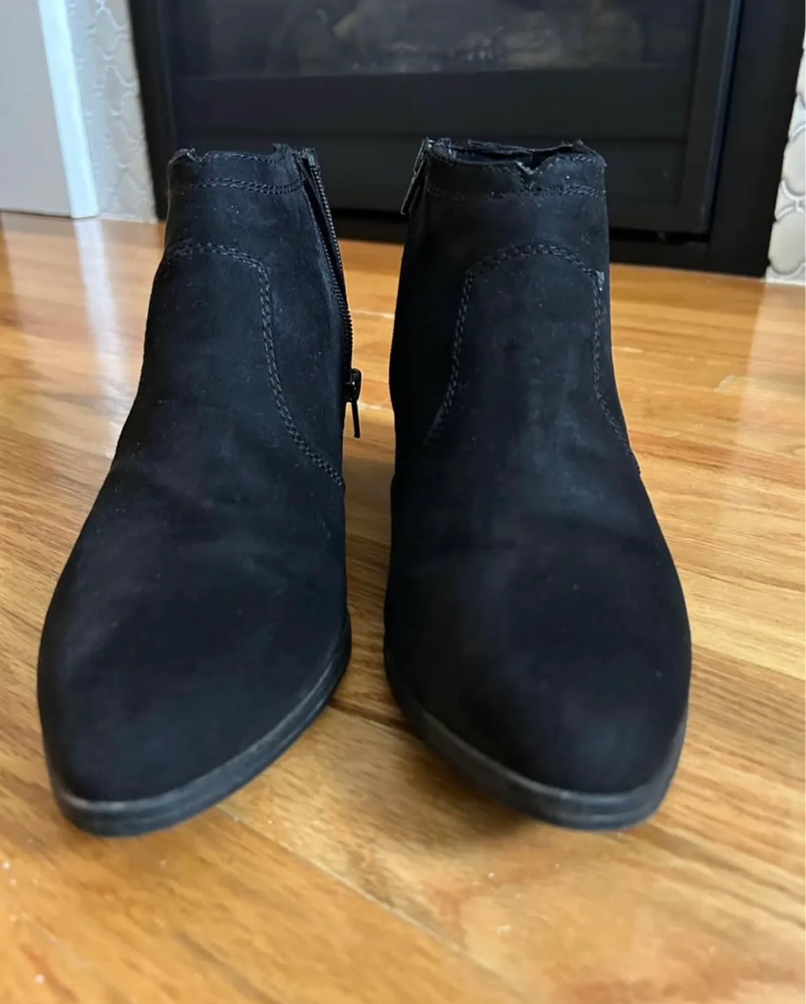 Women's Jurry Black Suede Ankle Boots - Size 9 image indicator(3)