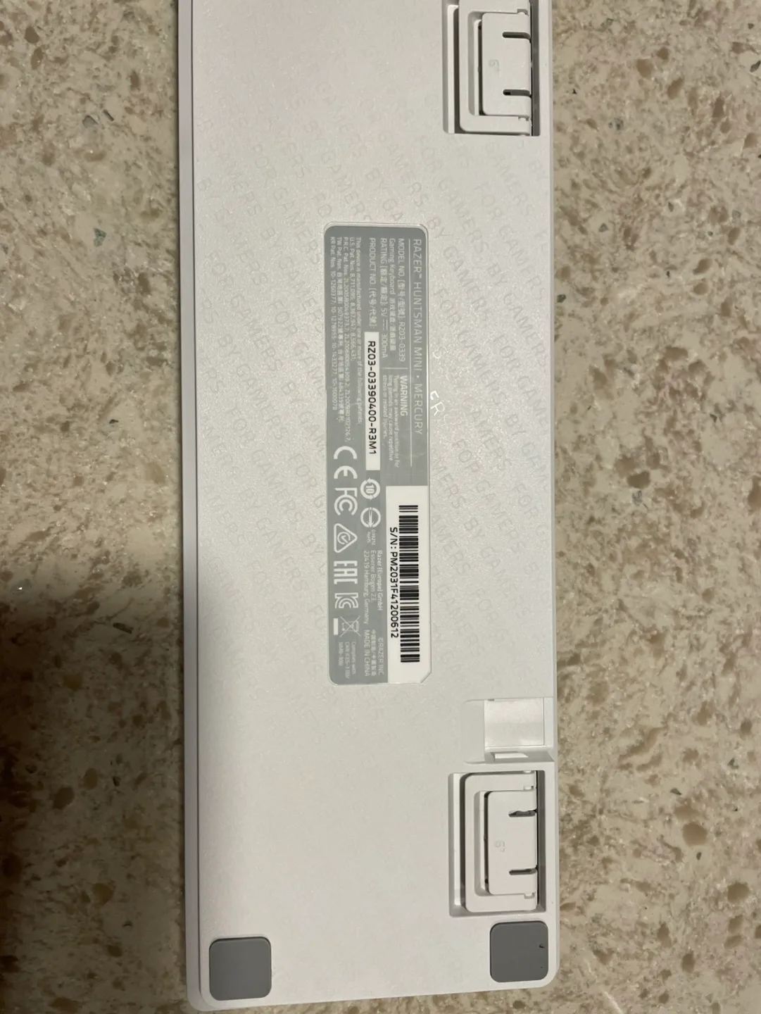 White Wireless Mechanical Keyboard image indicator(2)