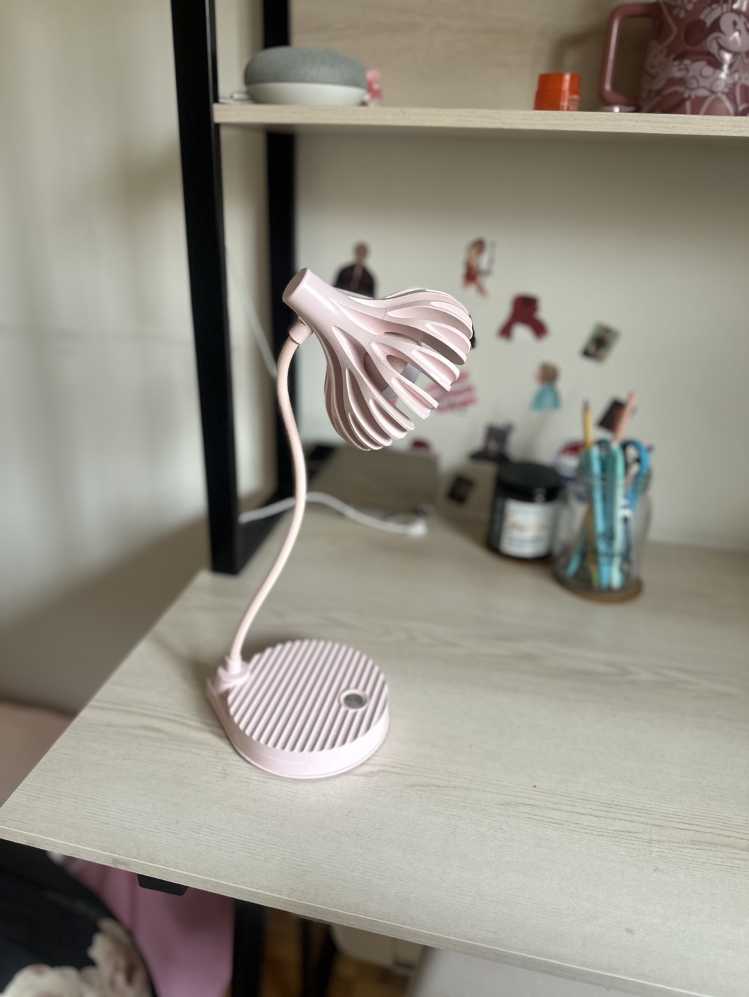 Pink Flower Desk Lamp with Flexible Gooseneck - photo 2