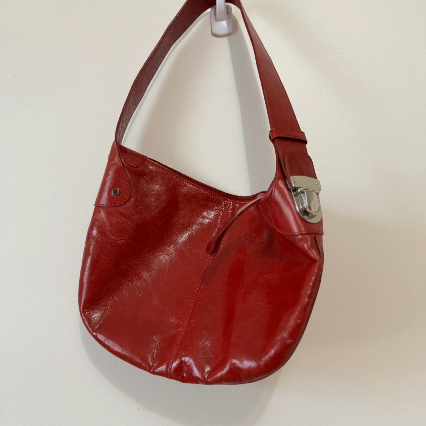 Vintage Danier Italian Leather Shoulder Bag image indicator(2)