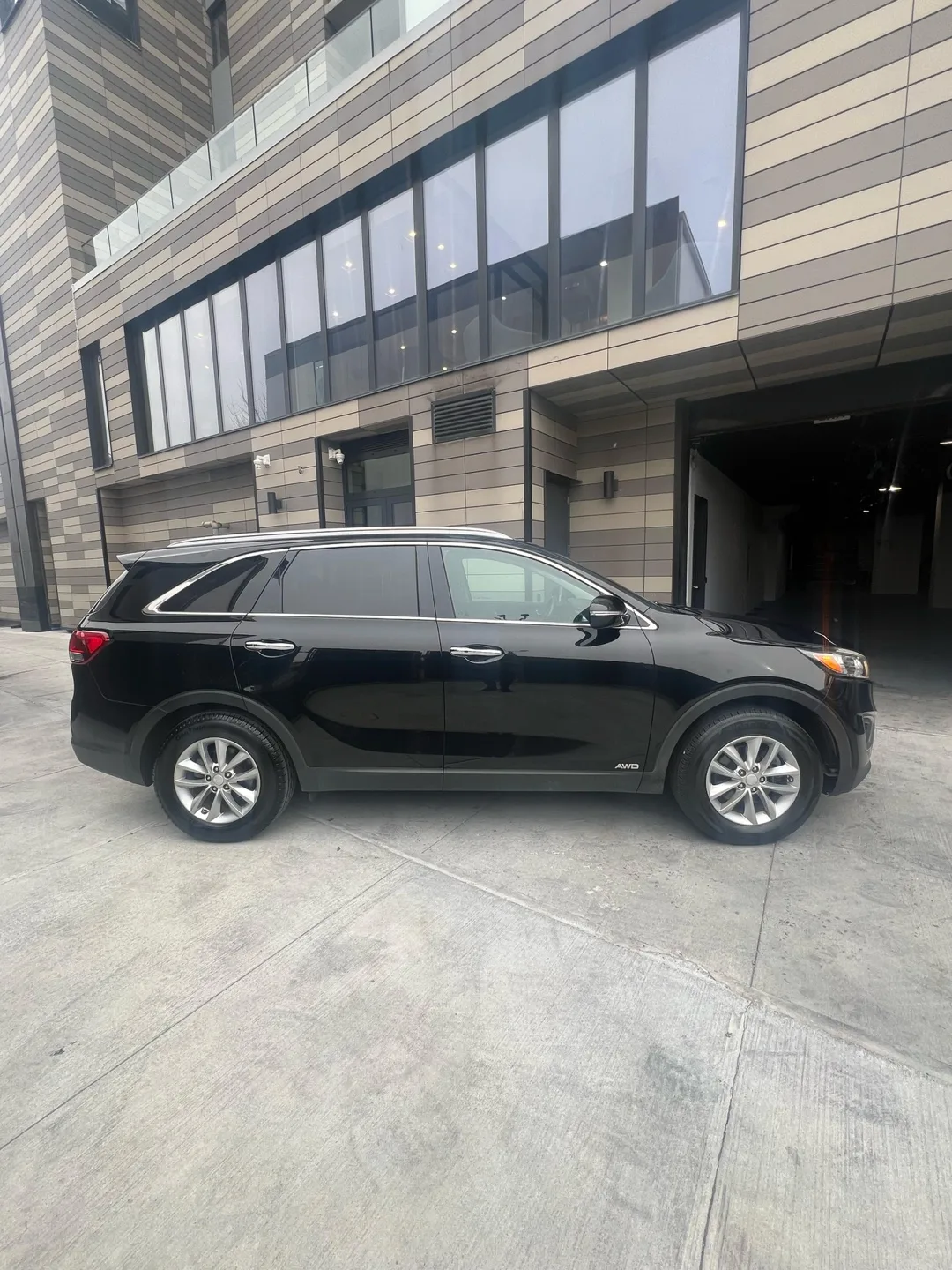 2017 Kia Sorento SUV image indicator(6)