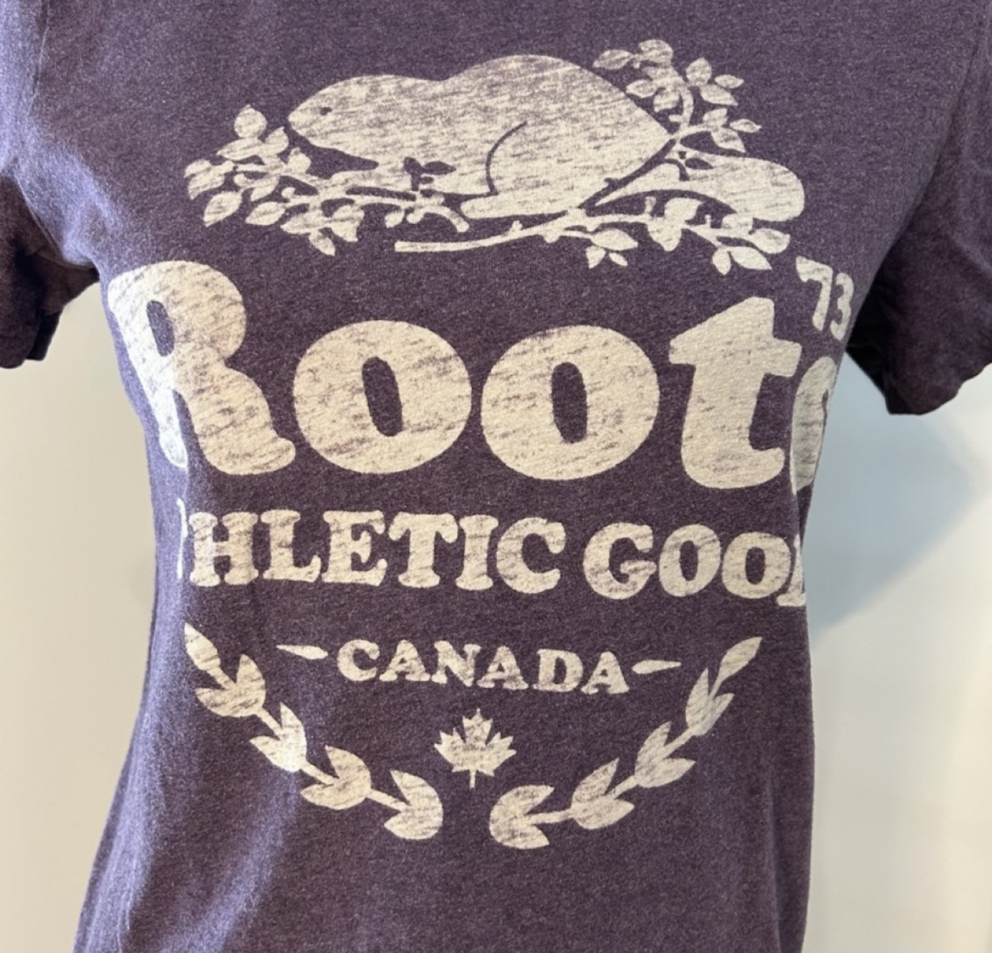 Roots Canada Purple T-Shirt Size Small - photo 2