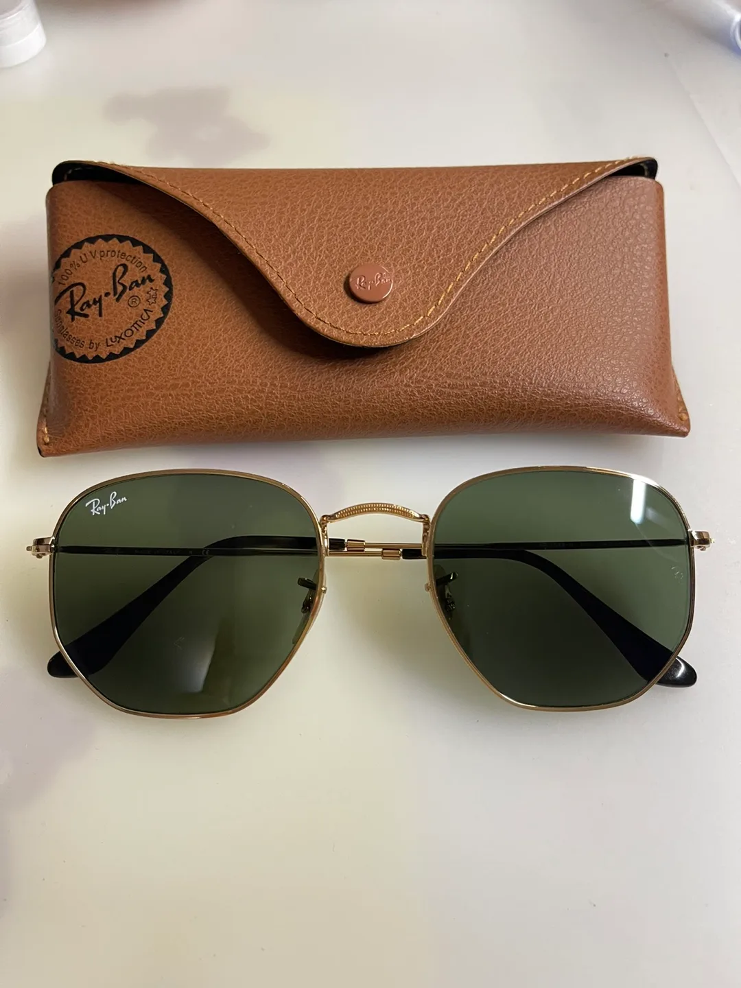 Ray-Ban Hexagonal Sunglasses with Case image indicator(2)