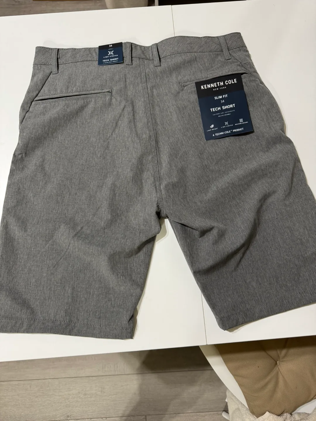 Kenneth cole tech short image indicator(2)