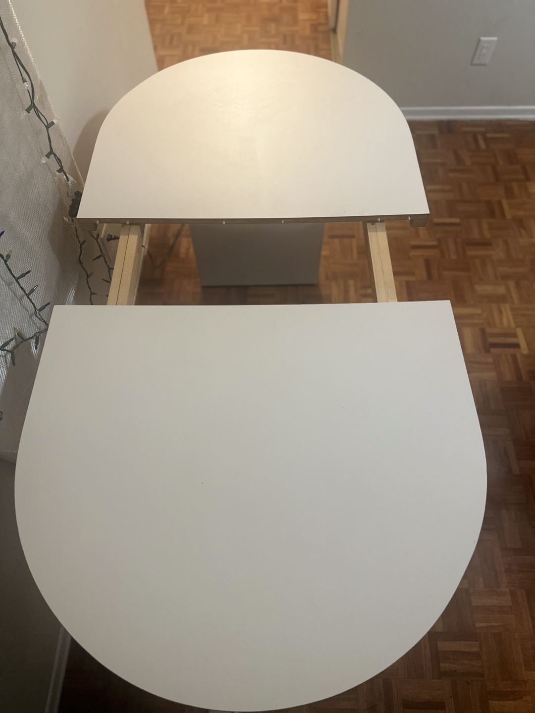 White Extendable Oval Dining Table - photo 3