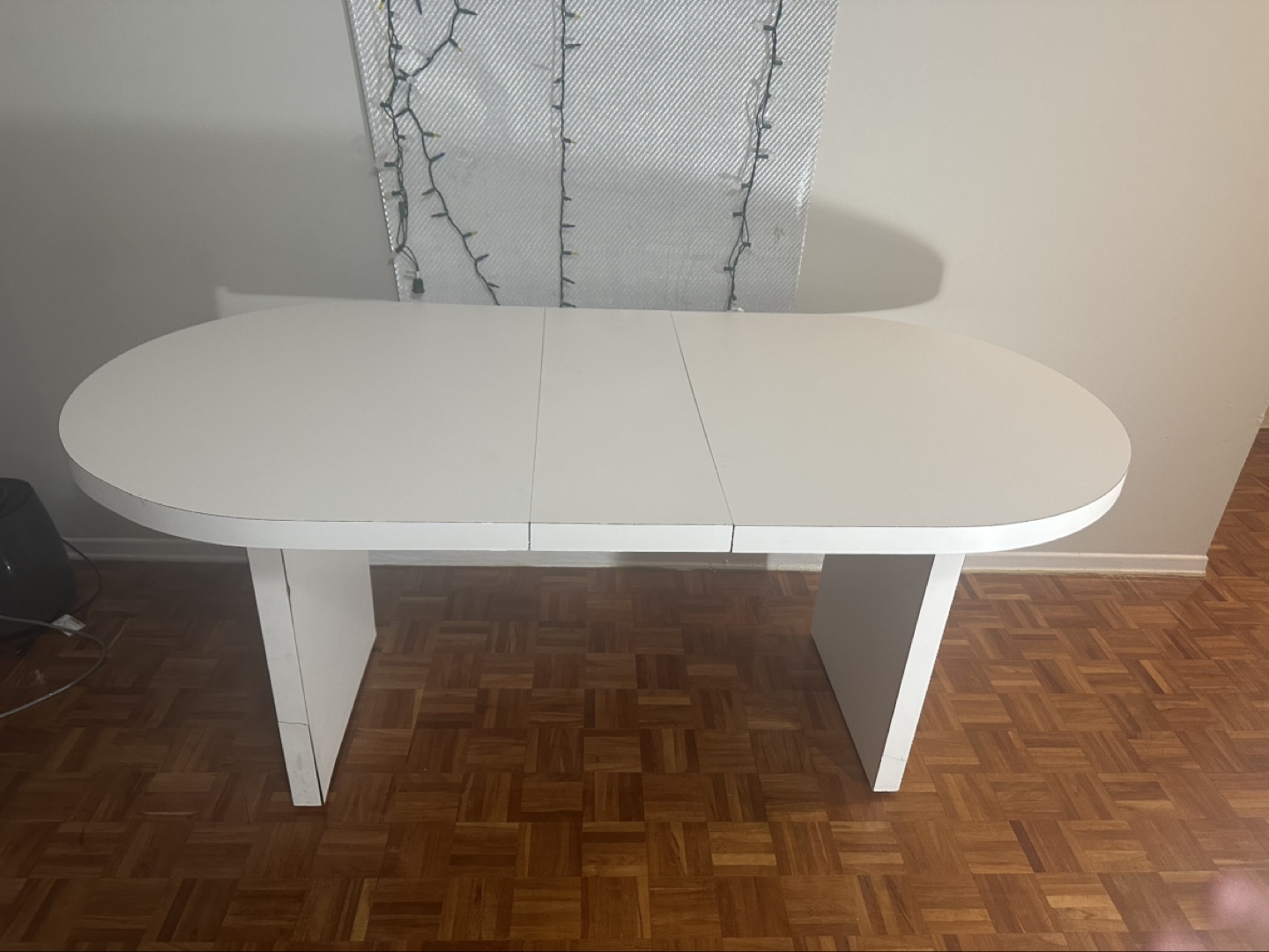 White Extendable Oval Dining Table - photo 4