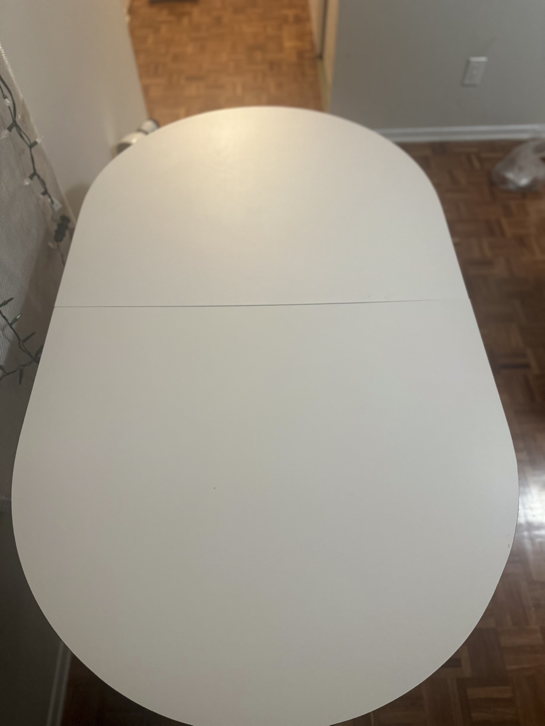 White Extendable Oval Dining Table - photo 2