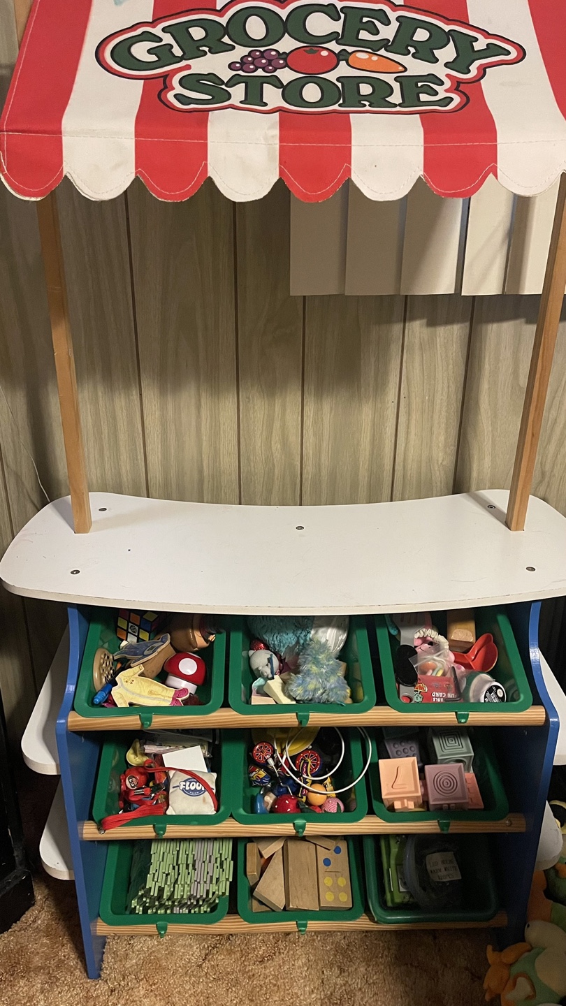 Kids Wooden Grocery and Lemonade Store Play Stand - photo 2