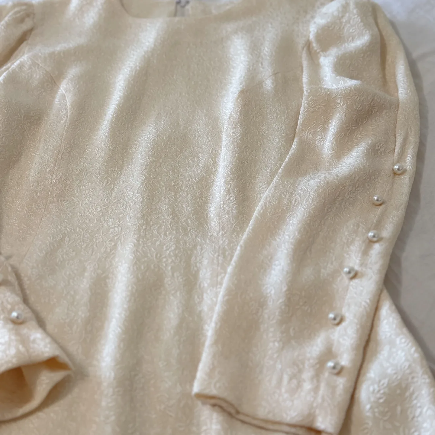Vintage 80% Rayon Elegant Pearl Sleeve Dress image indicator(5)