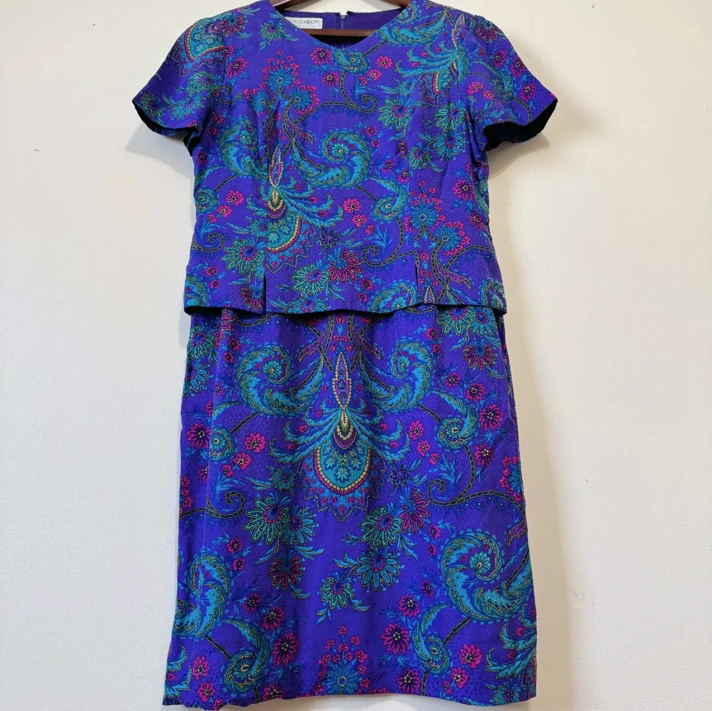 Vintage 100% Silk Maggy London Dress – Paisley Floral Print image indicator(3)