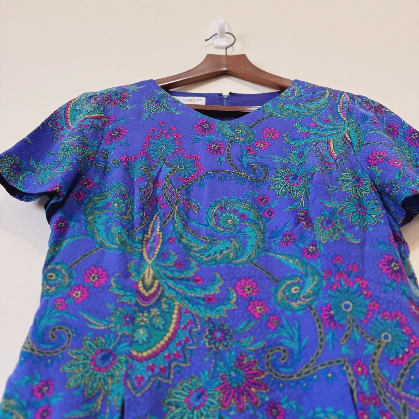 Vintage 100% Silk Maggy London Dress – Paisley Floral Print image indicator(8)