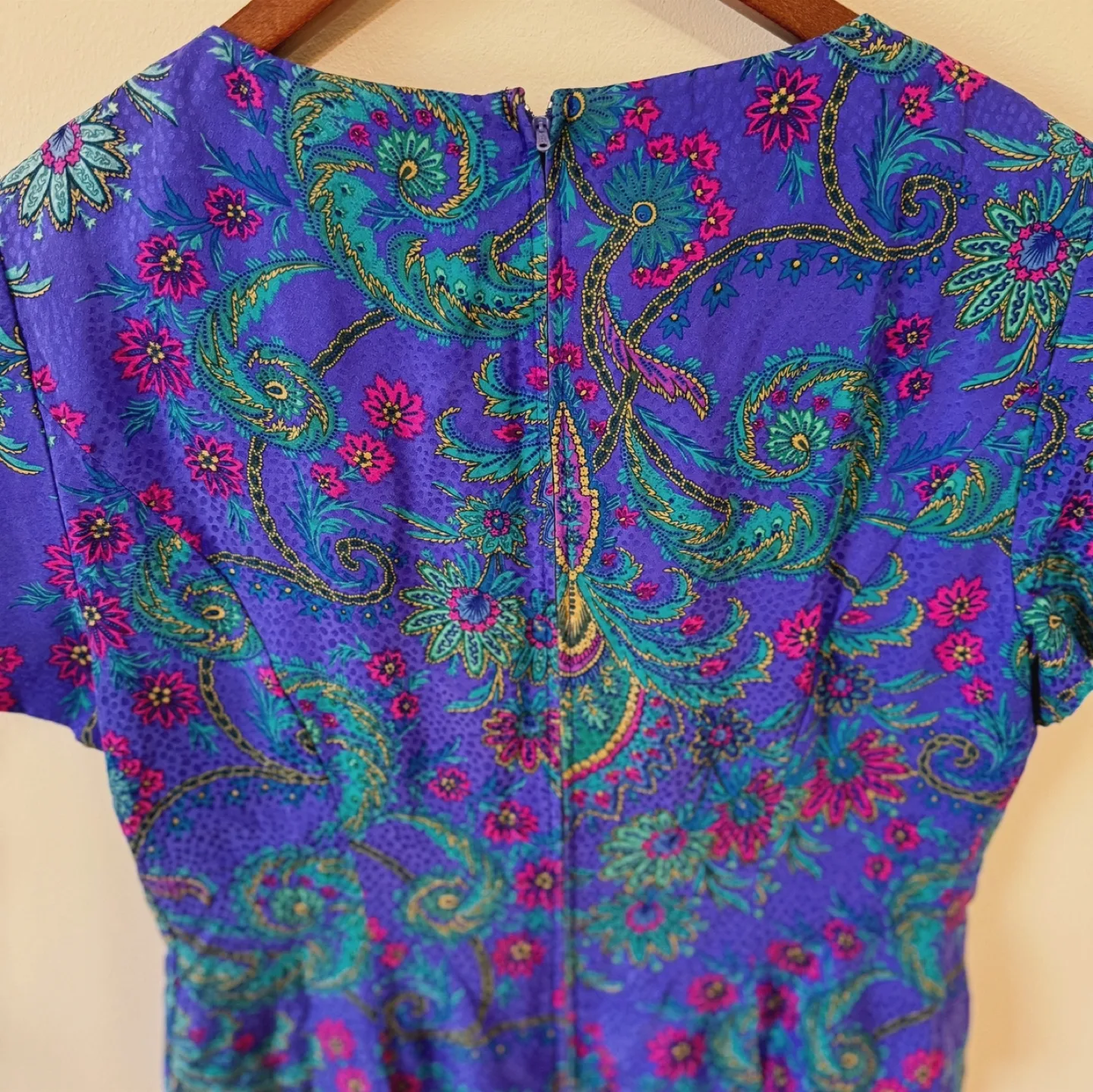 Vintage 100% Silk Maggy London Dress – Paisley Floral Print image indicator(10)