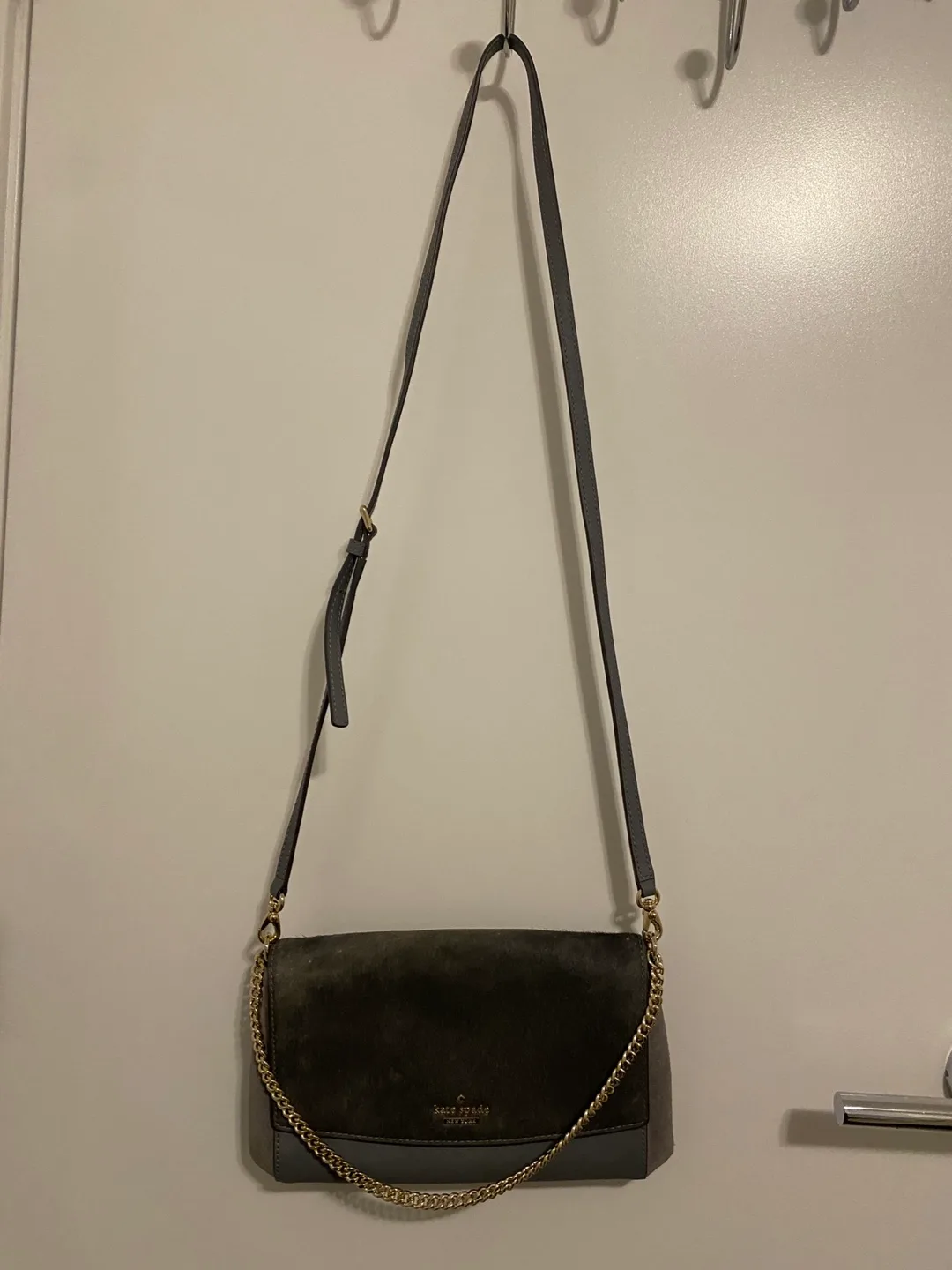 Kate Spade New York Grey Crossbody Bag image indicator(2)