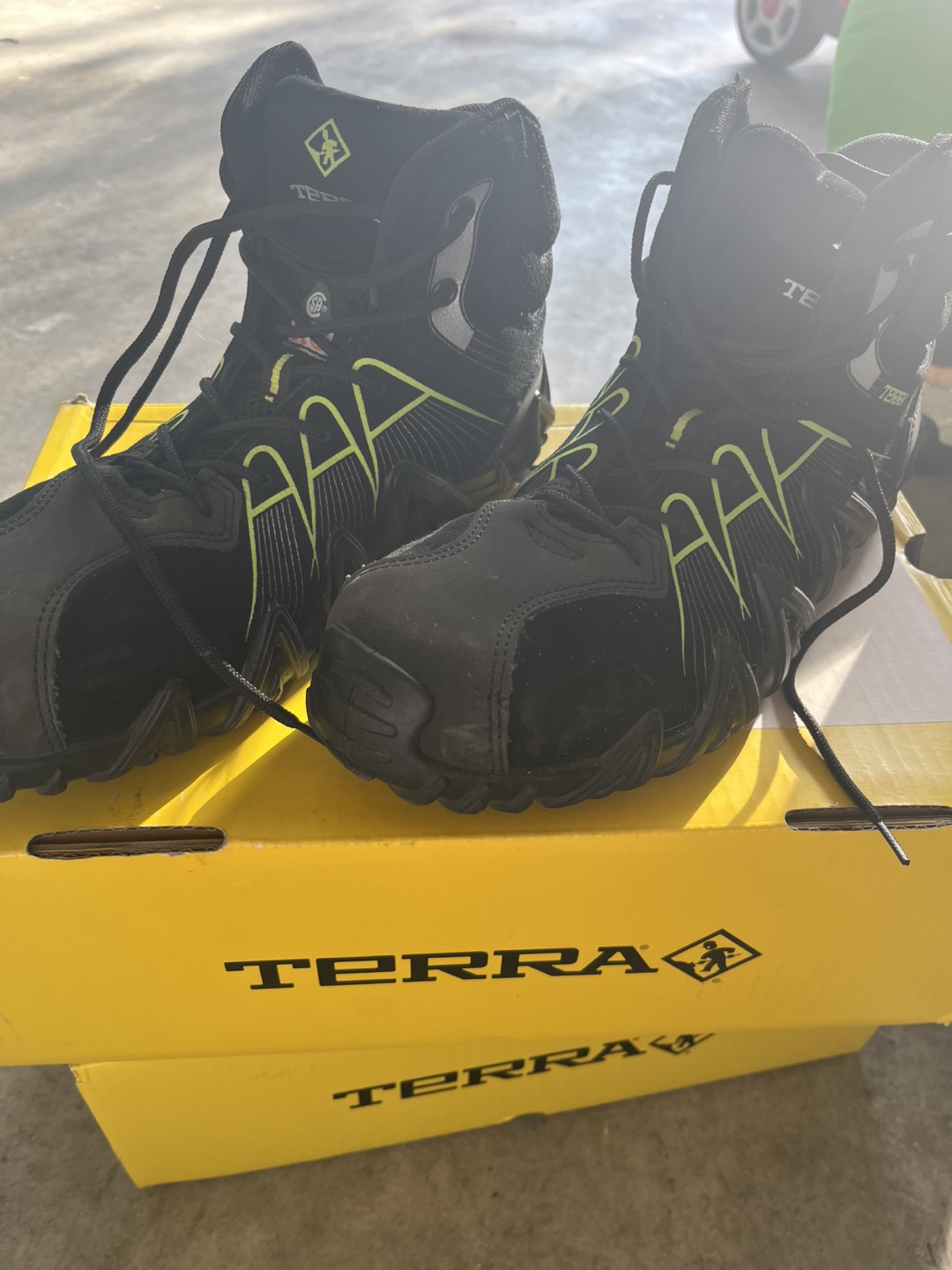 Terra safety boots