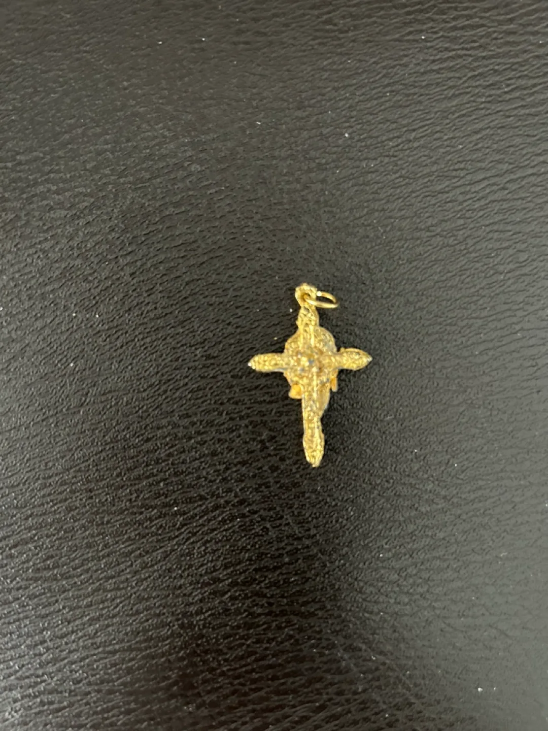 Gold Cross Pendant Charm image indicator(3)