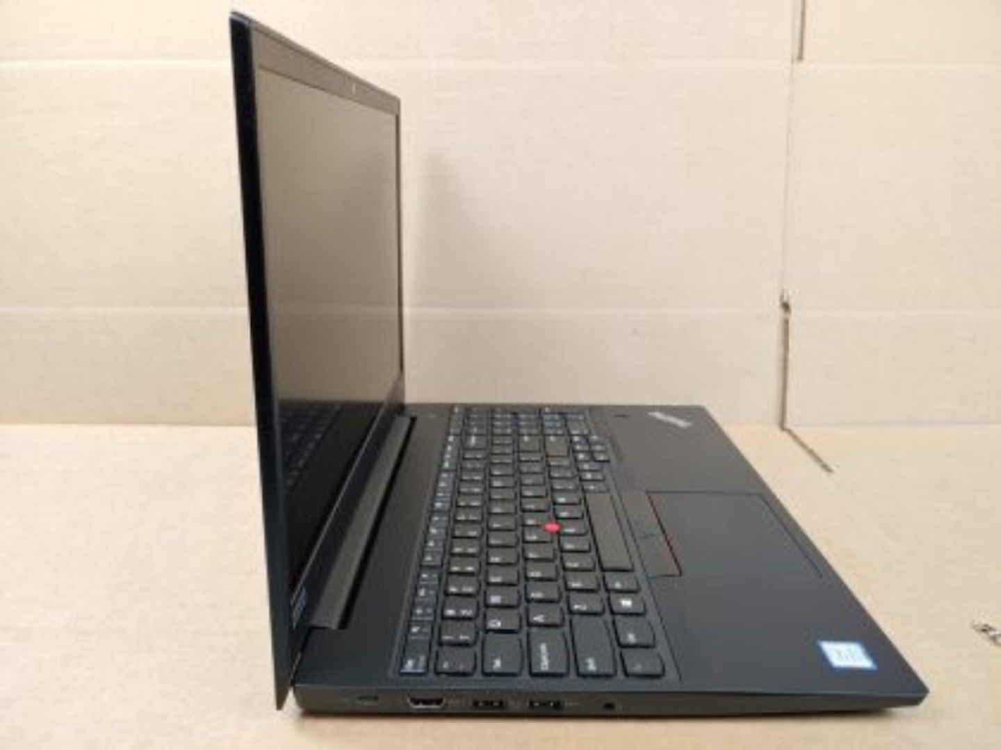 Lenovo ThinkPad E590 Intel Core i5-8265U, 16GB RAM, 256 SSD - photo 2
