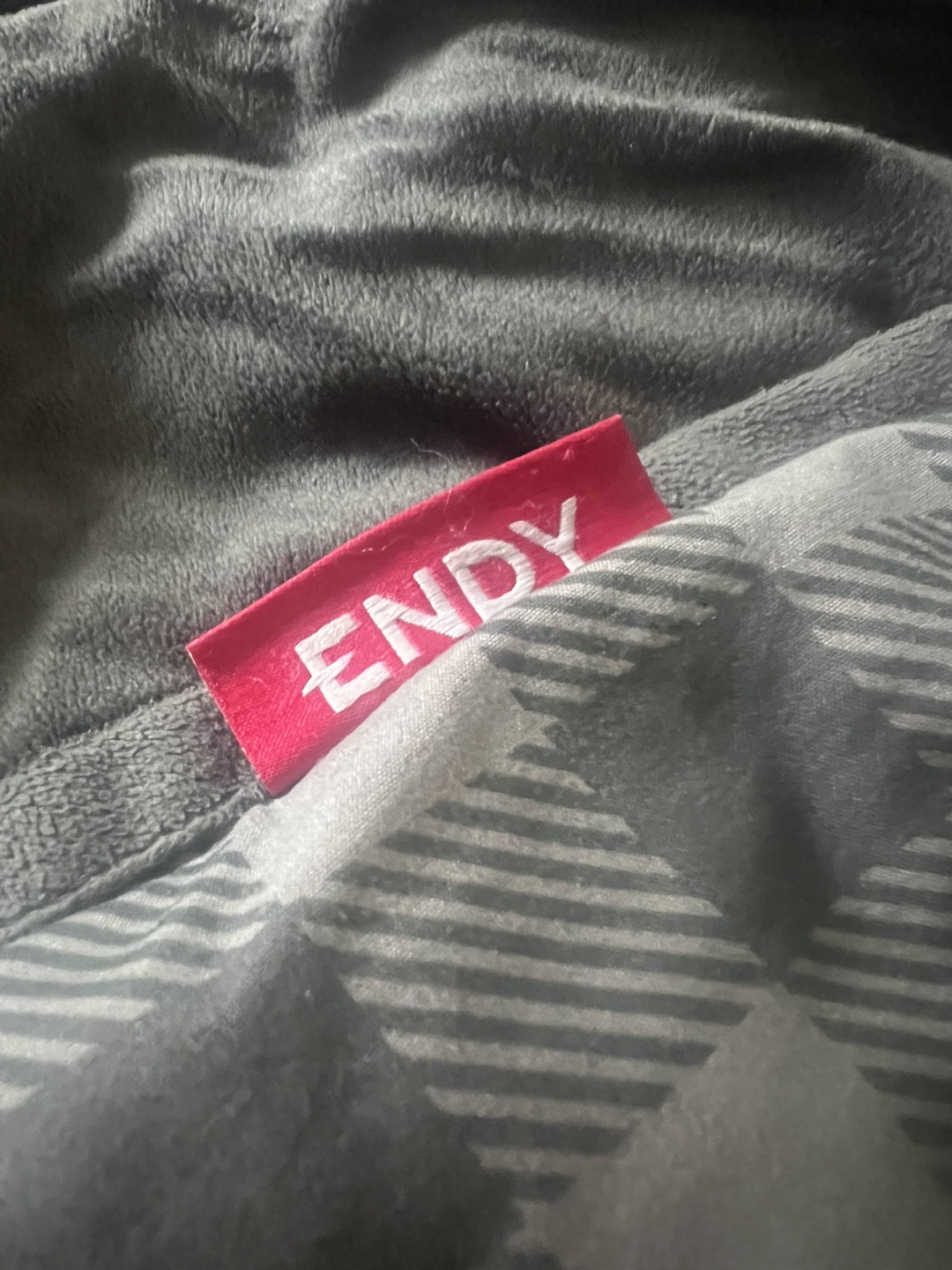 Endy Grey and White Plaid Weighted Blanket - photo 2