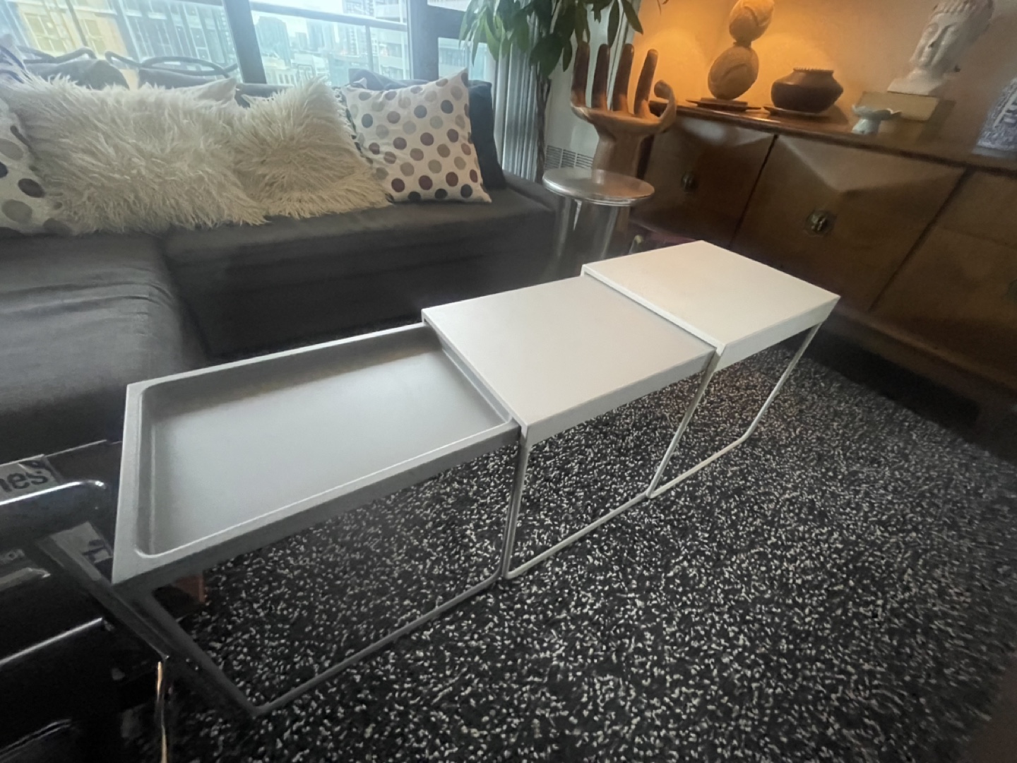 Set of three nesting tables - photo 3
