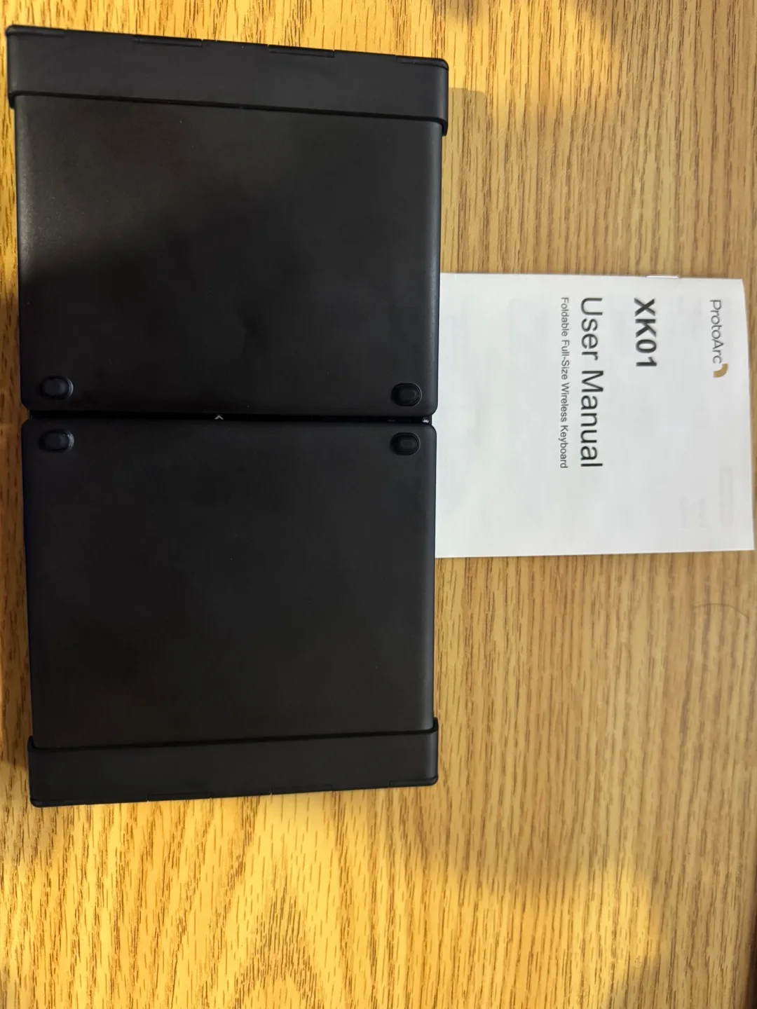 ProtoArc XK01 Foldable Bluetooth Keyboard image indicator(2)