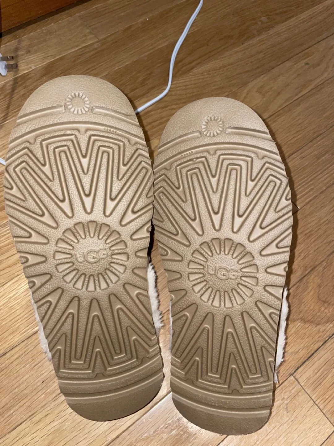 UGG Scuffette II Slippers image indicator(5)