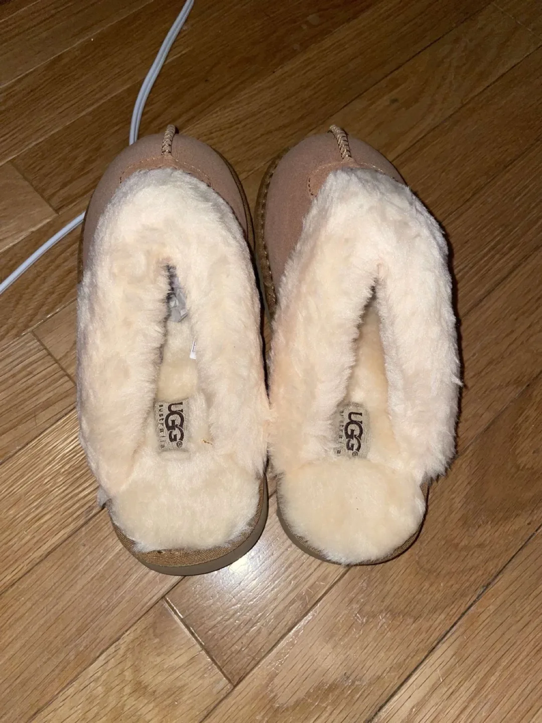 UGG Scuffette II Slippers image indicator(3)