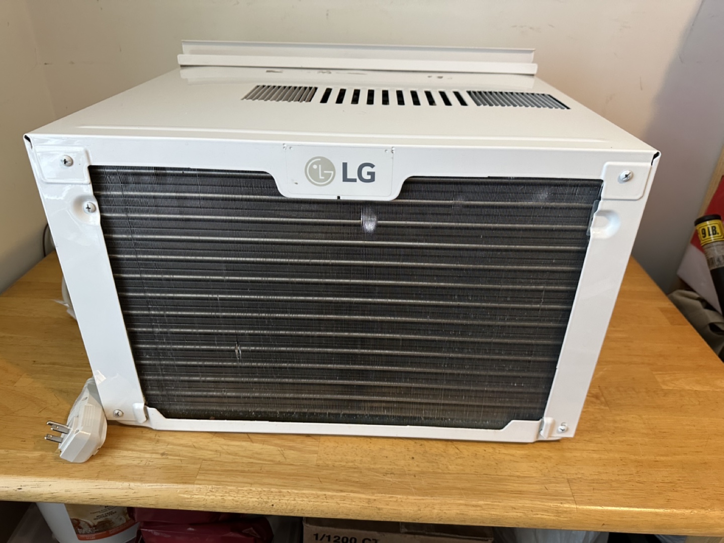LG LW8022ERSM 8,000 BTU Window Air Conditioner - photo 4