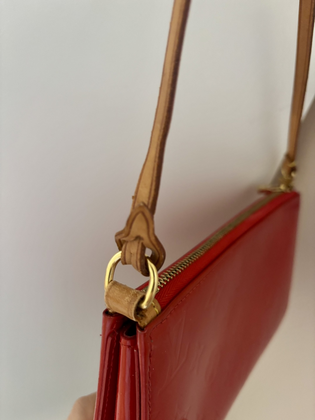 Louis Vuitton Red Patent Leather Pochette - photo 4