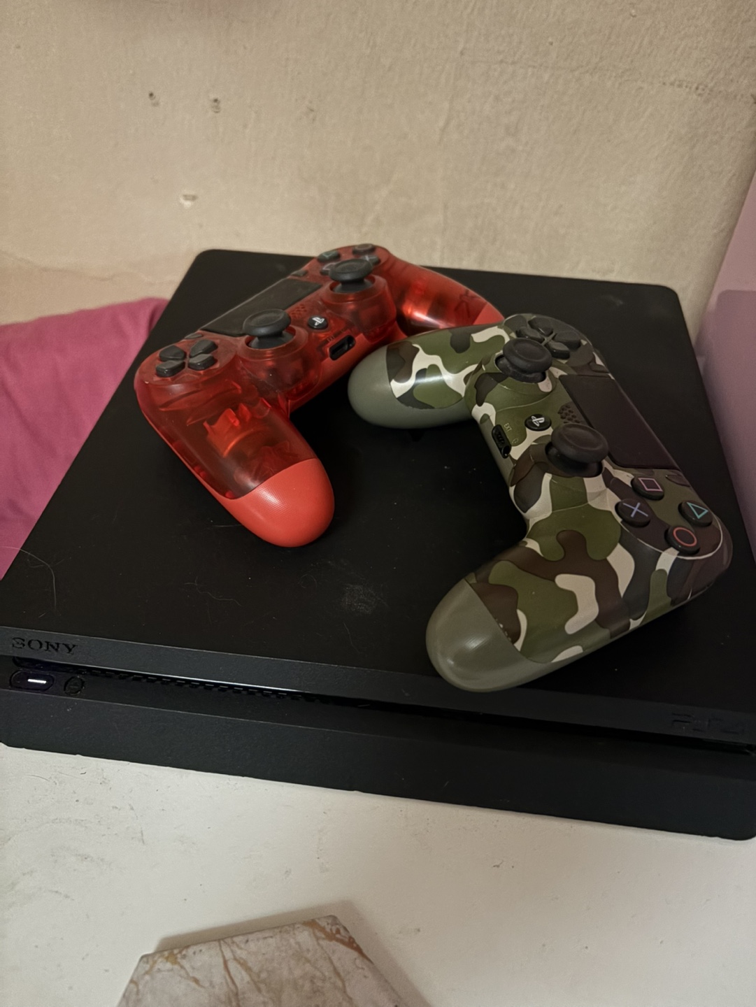 Sony Playstation 4 Slim Console