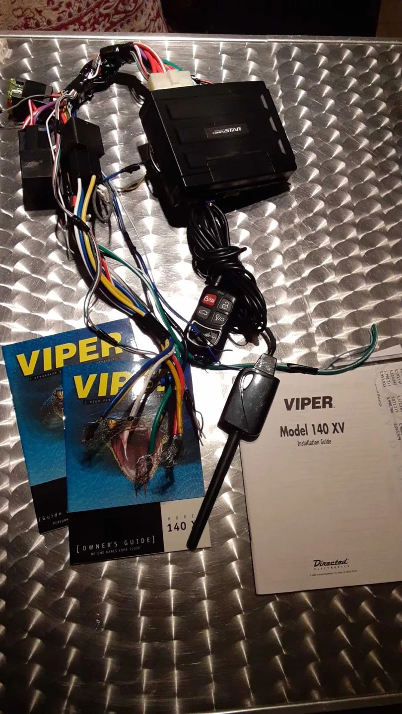 ASSORTED ELECTRONIC ITEMS image indicator(8)