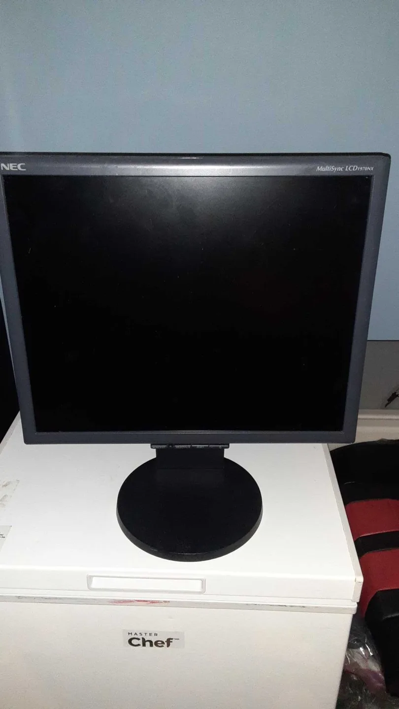 ASSORTED ELECTRONIC ITEMS image indicator(9)